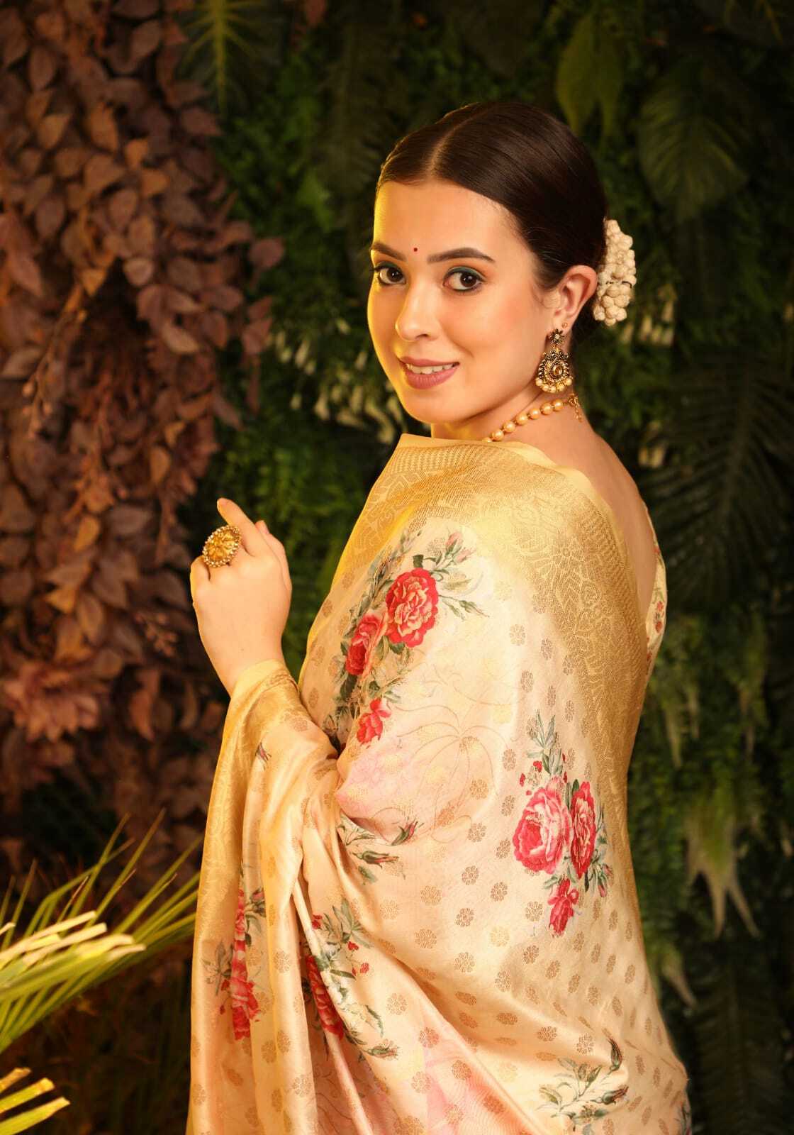 Traditional Sarees For Festivals