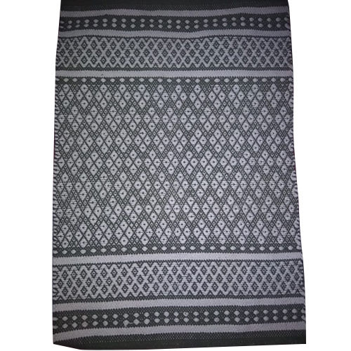 Different Available Petyarn Printed Handloom Rugs