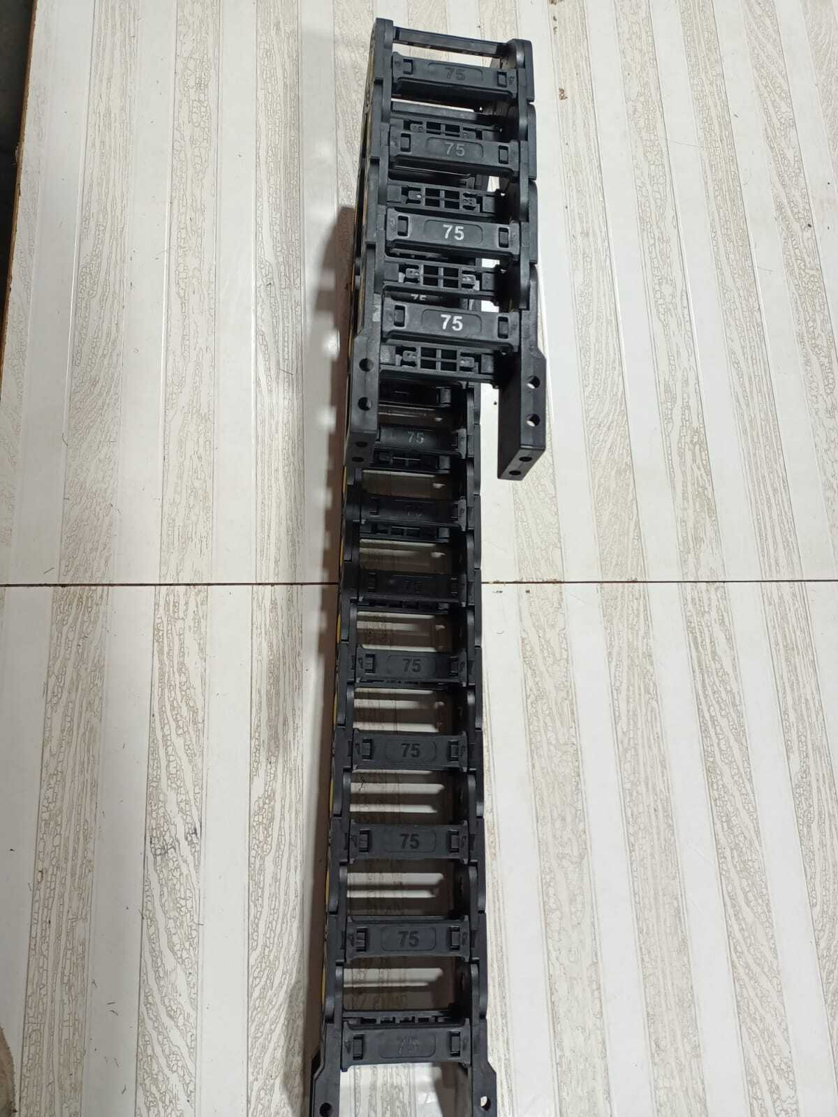 Cable Drag Chain Size/Capacity 35x75 Semi Closed  Chain