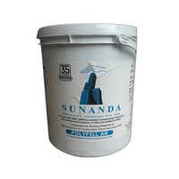 Elastomeric Crack Filler Chemical - 1.5 & 5 Kg Sizes , White Liquid Paste For Flexible Sealing Of Cracks In Walls & Surfaces