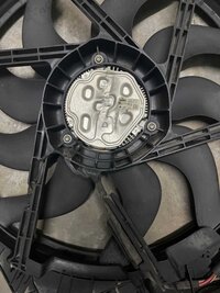 RADIATOR FAN MOTOR OF BMW G20