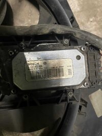 RADIATOR FAN MOTOR OF AUDI Q7