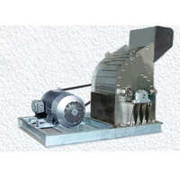 Semi Automatic Wet Hammer Mill Machine