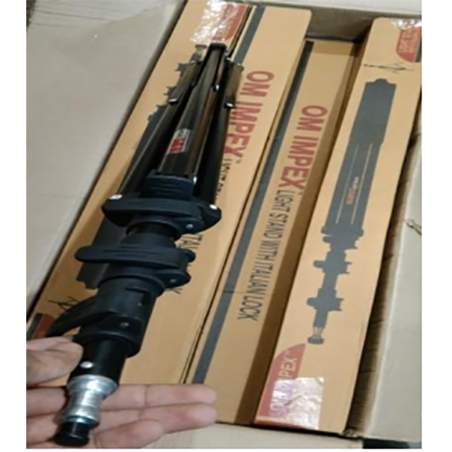 9FT Metal Tripod