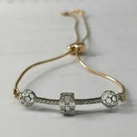 Stylish Design Adjustable Diamond Bracelet - Color: Silver