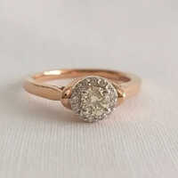 Solitaire Diamond Engagement Rings - Color: White