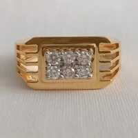 Gents Diamond Ring - Color: Gold