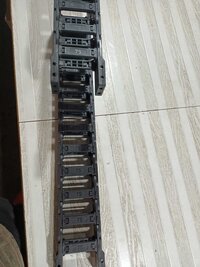 Cable Drag Chain Size/Capacity 35x75 Closed  Chain