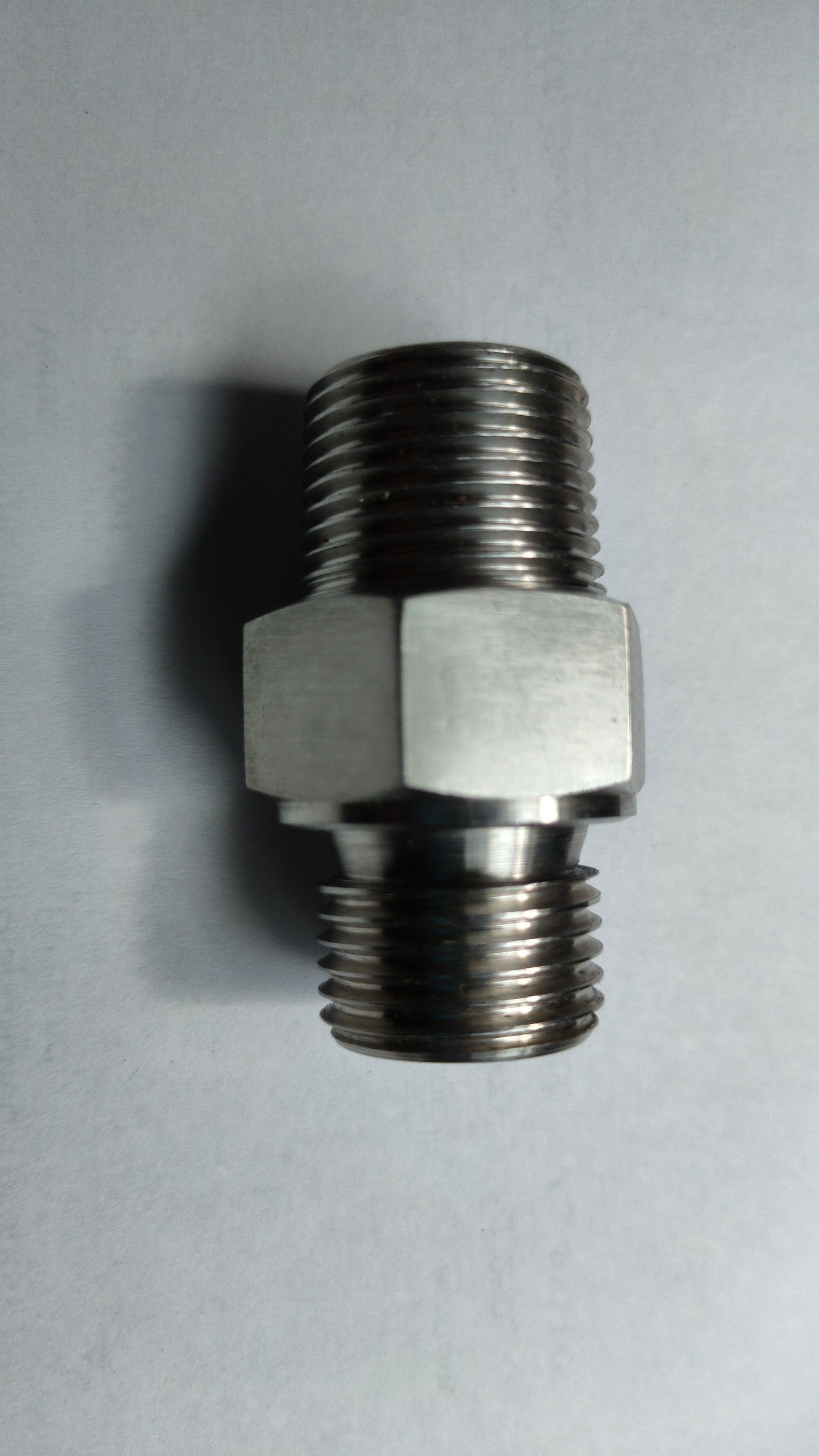 BSP MALE X NPT FEMALE SS-304/316 CONNECTOR