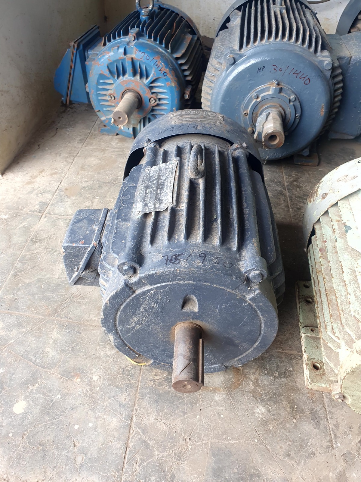 10 HP 960 RPM INDUCTION MOTOR