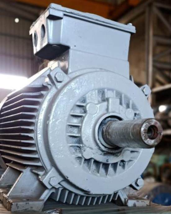 10 HP 960 RPM INDUCTION MOTOR