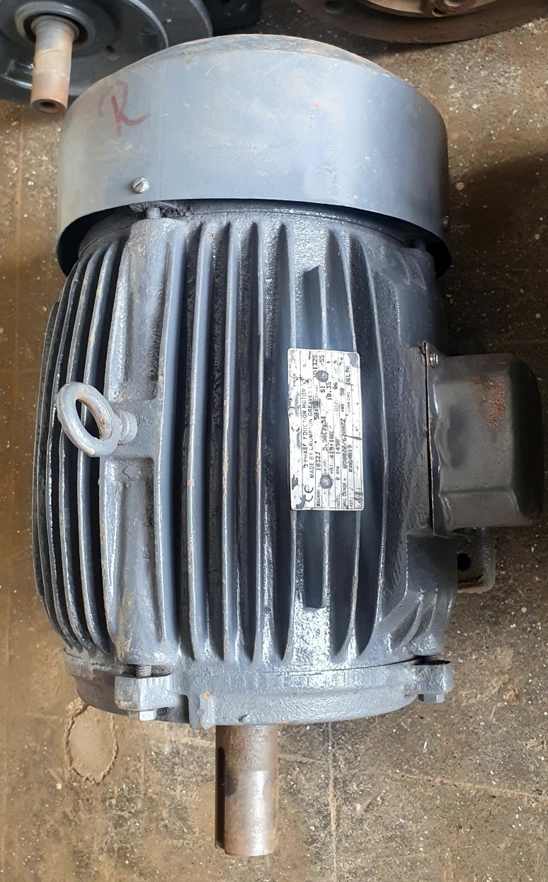 CROMPTON GREAVES 3 PHASE INDUCTION MOTOR