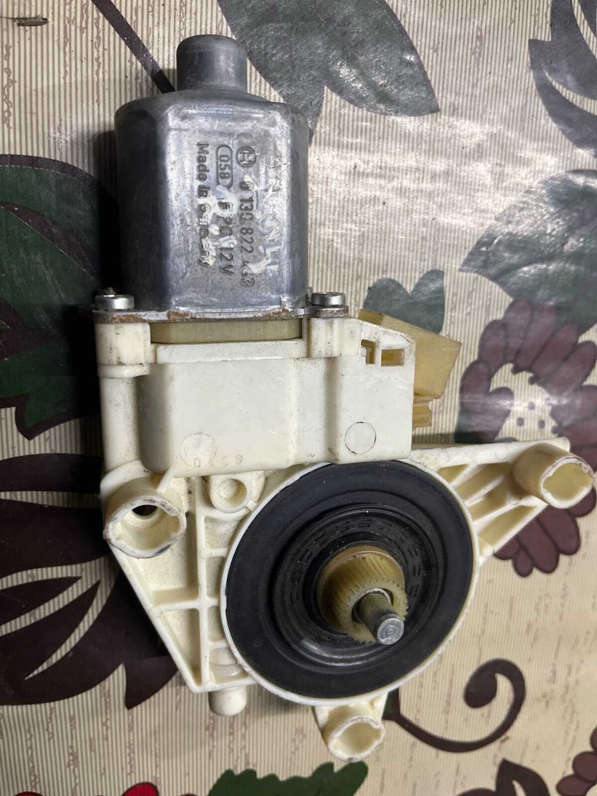 POWER WINDOW MOTOR OF MERCEDES