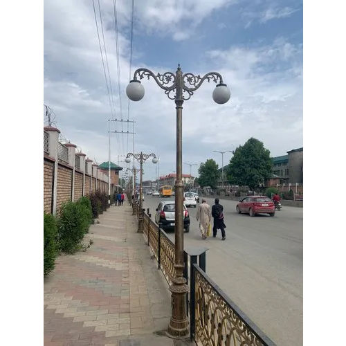 Rising Solar Aluminum Poles