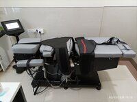 Lumbar decompression table