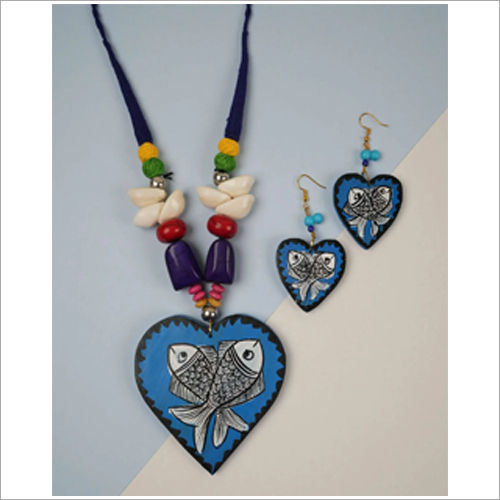 Heart Fish Handmade Necklace With Earrings Gender: Women