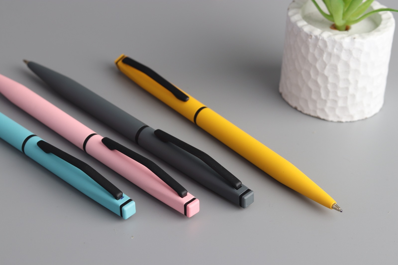 Top square ball pen