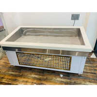 Fish Display Bed - Polished Steel, 3 Foot Height | White And Cream Design, Hygienic Drainage System, Increases Seafood Attractiveness