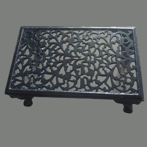 Garden Casting Table