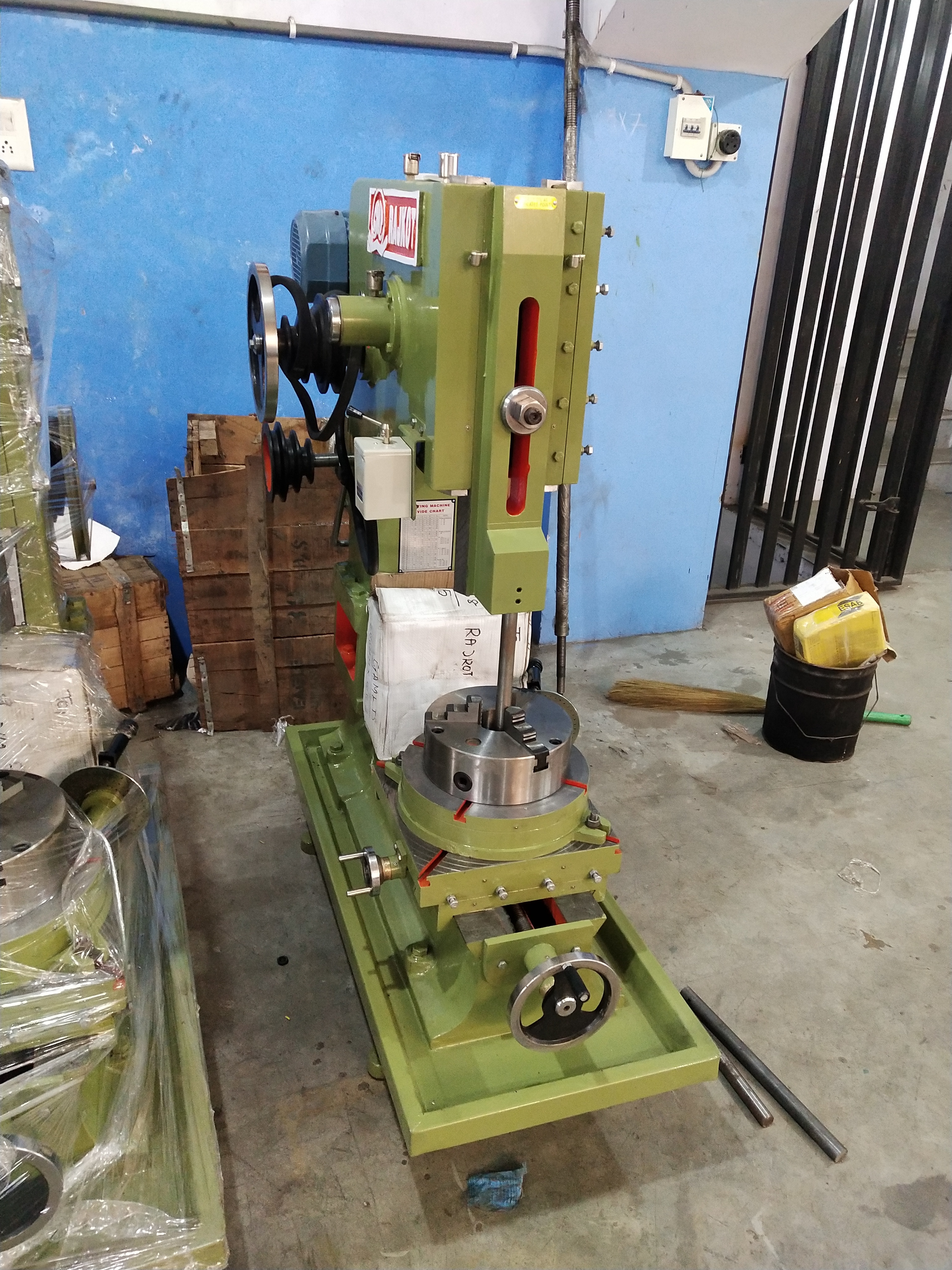 M305 Slotting Machine