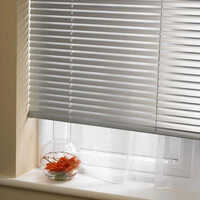 Aluminum Venetian Blind - Metal Roller, Insulated, Horizontal Pattern, White Color, Plain Oriental Style | Ideal For Home And Office Living Room Use