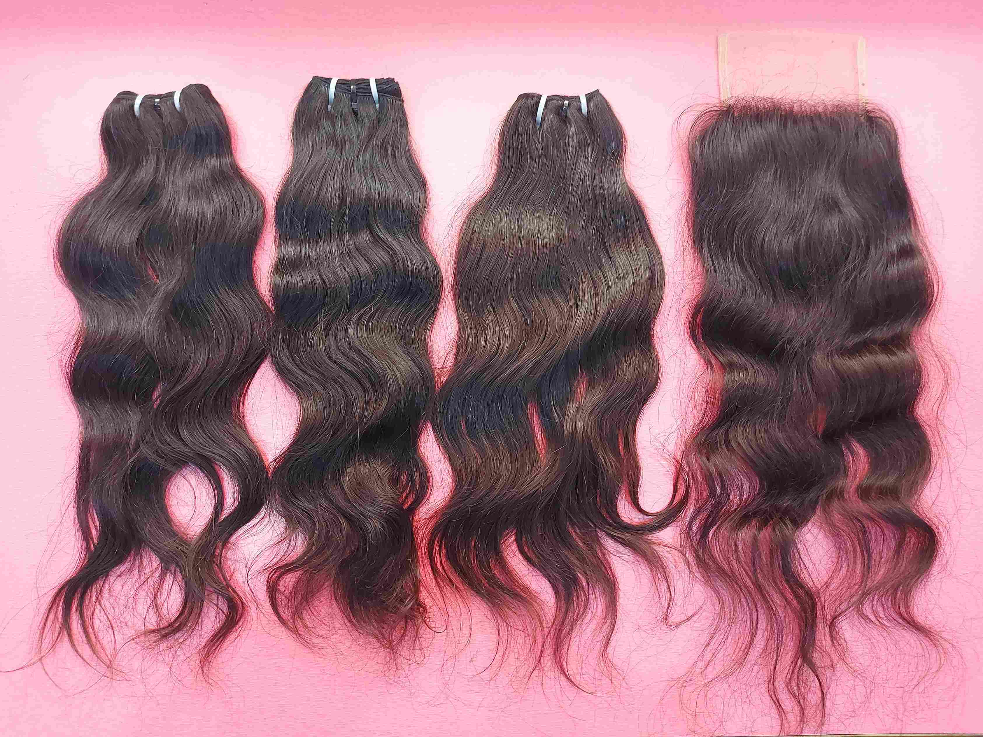 100% Natural raw Wavy human hair bundle with Closure