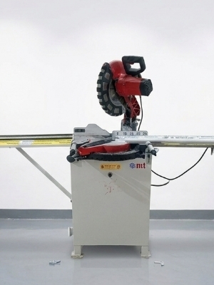 Manual UPVC Cutting Machines with both side 2.5m supporting convare