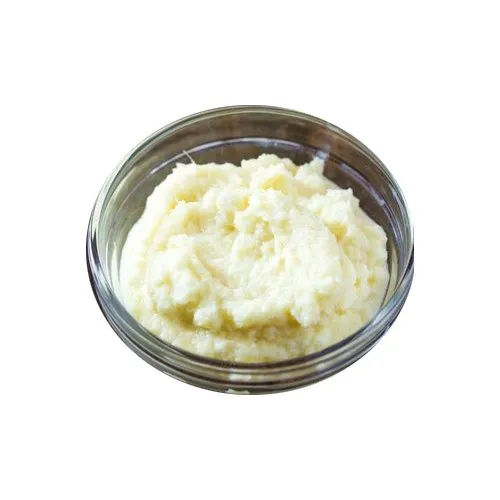 Fresh Garlic Paste - Color: Creamish White