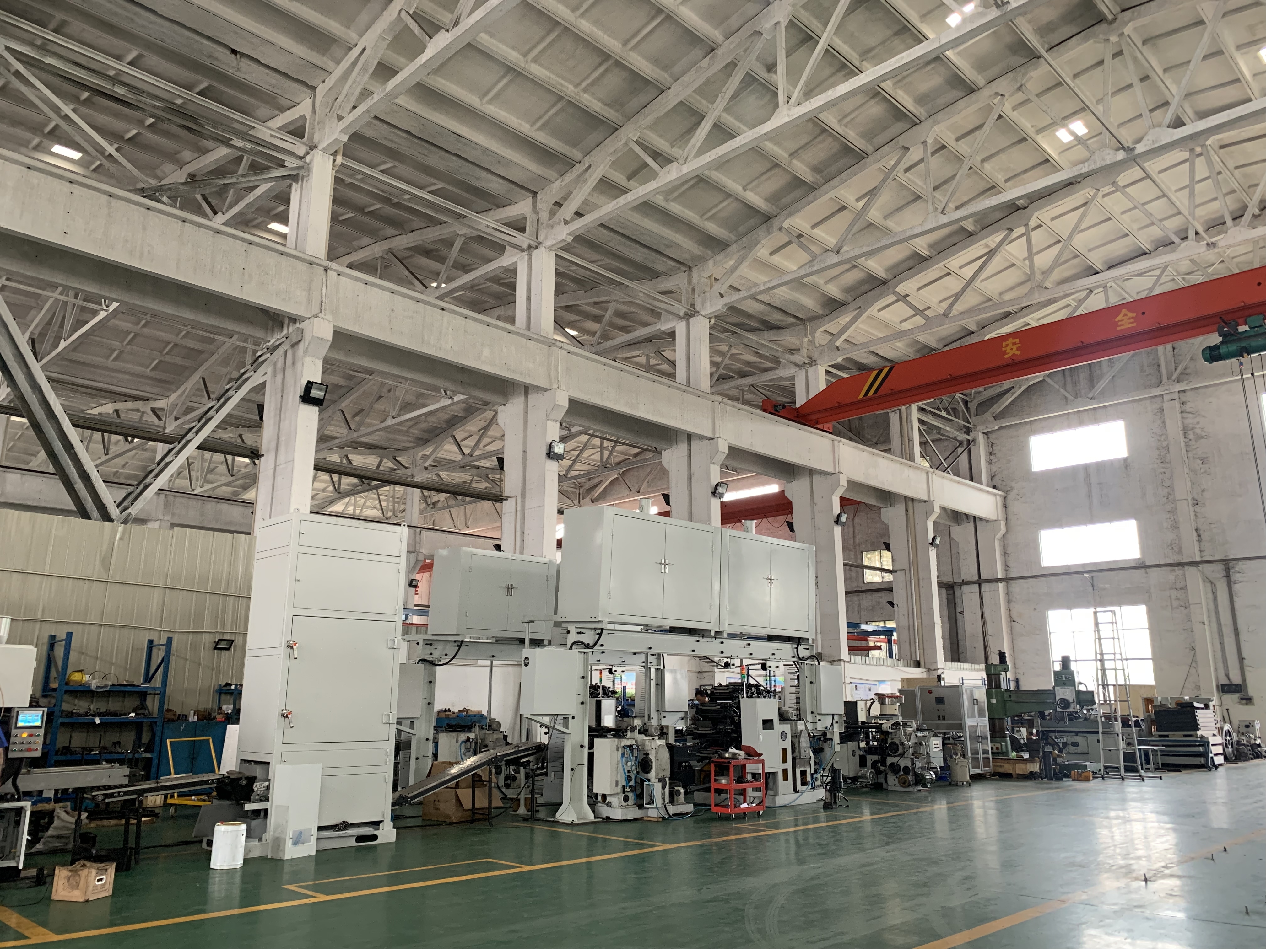 capping machine of aluminum tubes line