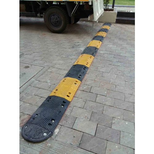 Black & Yellow Soft Pvc Speed Breaker