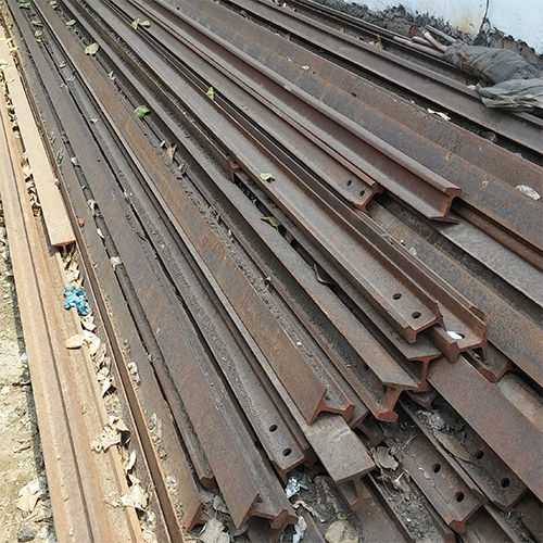 Grey 52 Kg Rail Line