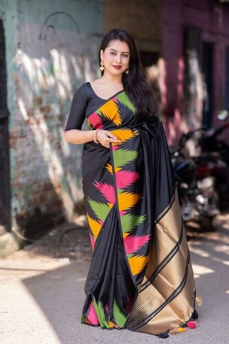 soft silk multicolour Border Saree
