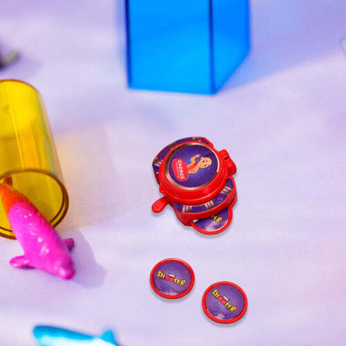 EXCITING HAND DISK SHOOTER TOYS GAME SET FOR KIDS AMAZING FLYING DISC GAME. INDOOR AND OUTDOOR (1968)