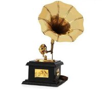 Showpiece Gramophone - Wooden And Metal Blend, Elegant Design, Perfect For Home Decor And Gifting, Adds Vintage Charm To Any Space