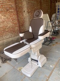 ELECTRIC DERMATOLOGY CHAIR