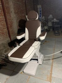 ELECTRIC DERMATOLOGY CHAIR