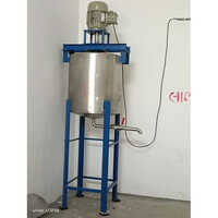 Liquid Mixer Machine Capacity: 100 Liter/day