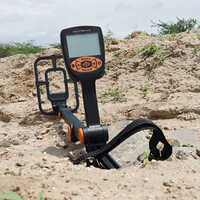 Black Mini Gold Metal Detector With Waterproof Searchcoil