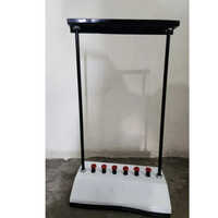 Black/white Esr Stand Westergreon