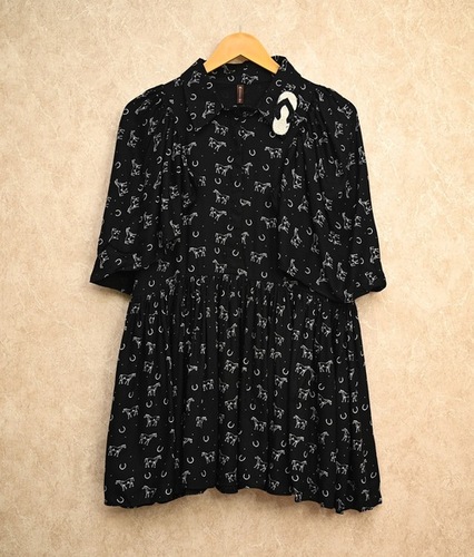 horse print top