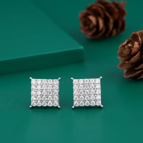 Ladies Diamond Stud Earrings Good