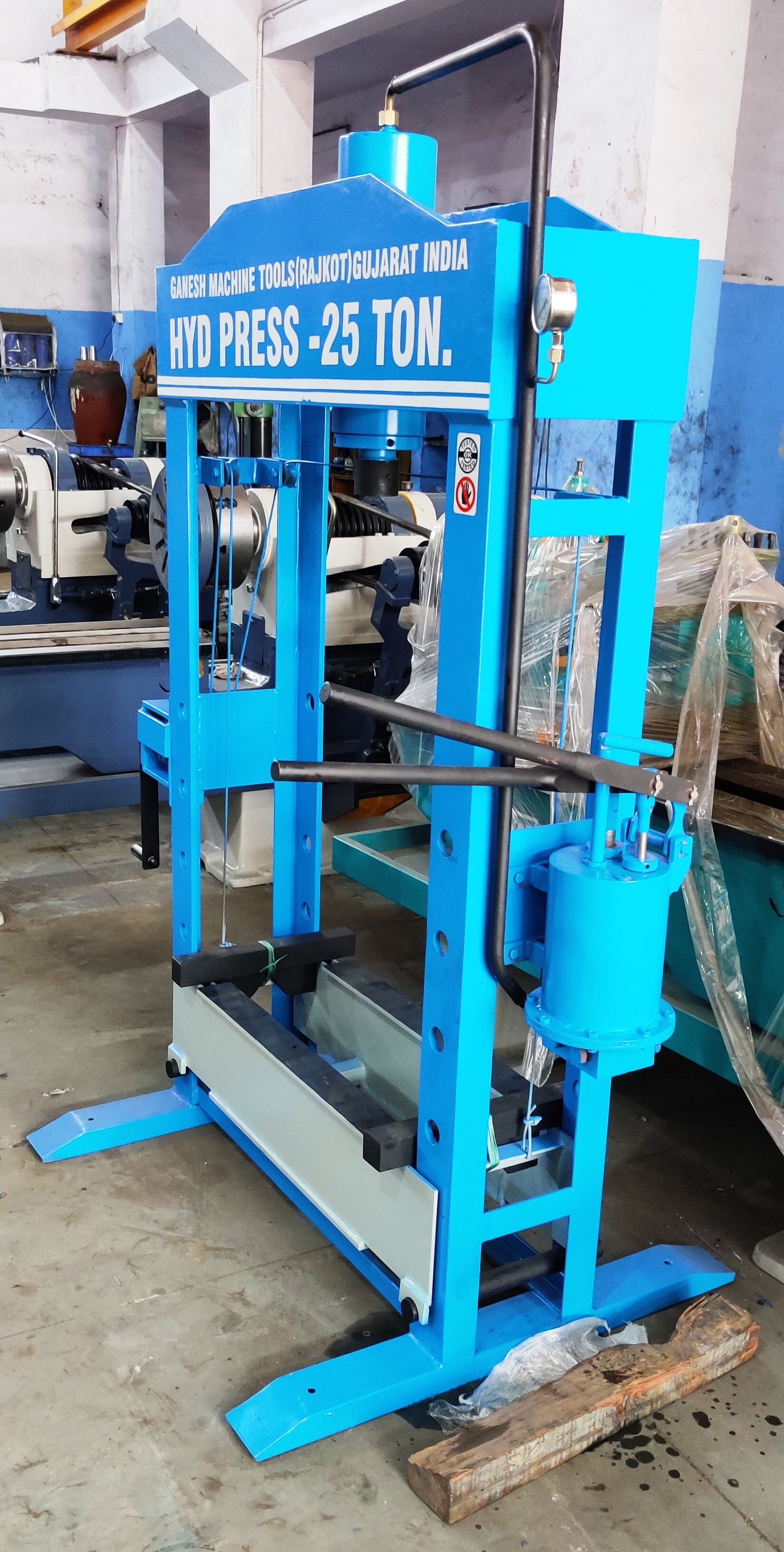 25 TON HYDRAULIC PRESS MACHINE