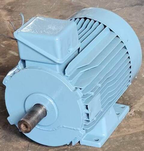 7.5 HP 960 RPM INDUCTION MOTOR