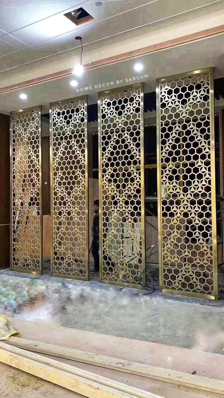 Luxurious Wall Partition