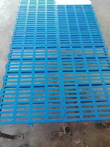 PLASTIC goat farming SLATES