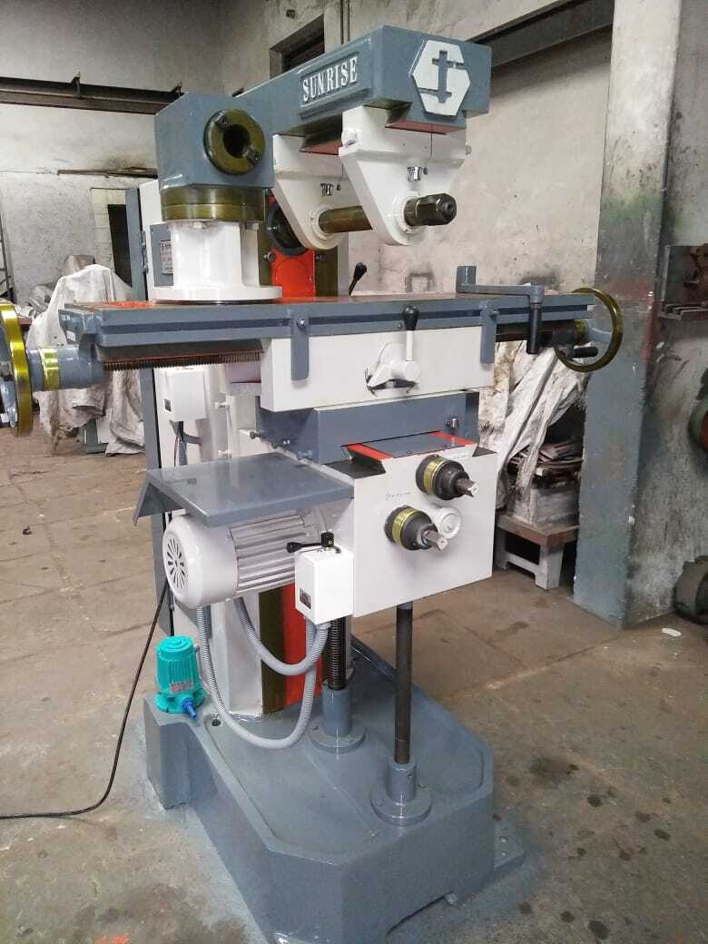 UNIVERSAL GEAR HEAD MILLING MACHINE NO.2