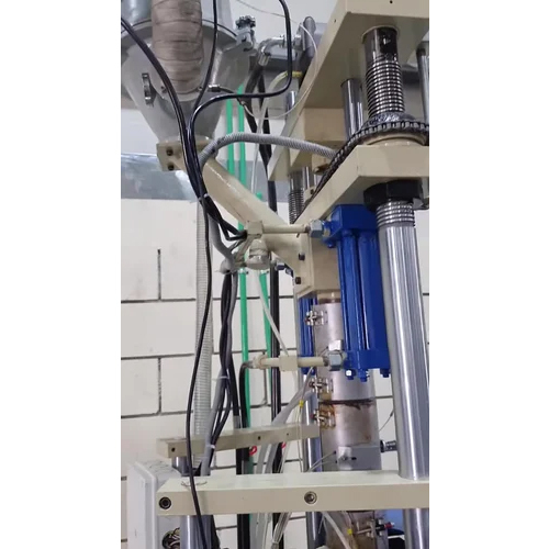Fully Automatic Toggle Type Vertical Injection Molding Machine