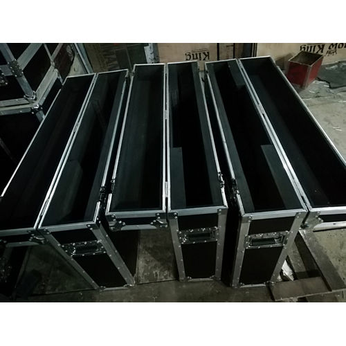 Metal Flight Cases Hardness: Rigid