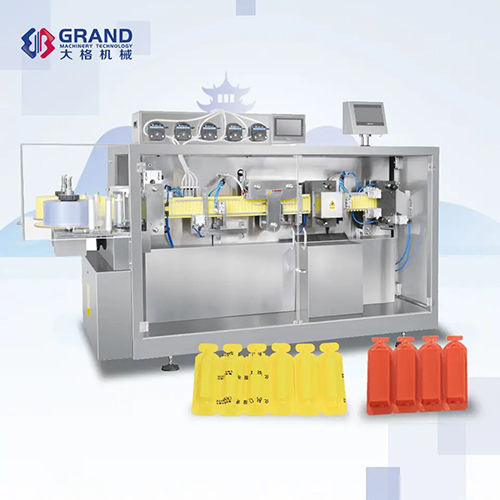 GGS-118 P5 Automtiac Plastic Bottle Forming Filling and Sealing Machine