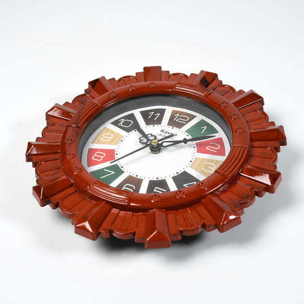 WOODEN LOOK DESIGNER WALL CLOCK PLASTIC DECORATIVE LATEST WALL CLOCK BATTERY OPERATED ROUND EASY TO READ FOR ROOM / HOME / KITCHEN / BEDROOM / OFFICE / SCHOOL (4918)